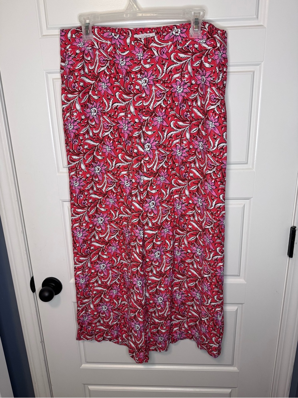 LOFT Pink Floral Wide Leg Pants, Large - Picture 5 of 7